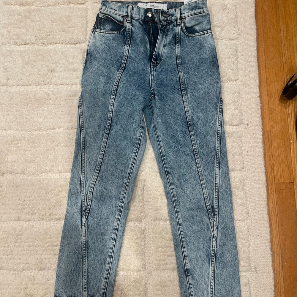 IRO Celsian Jean 26